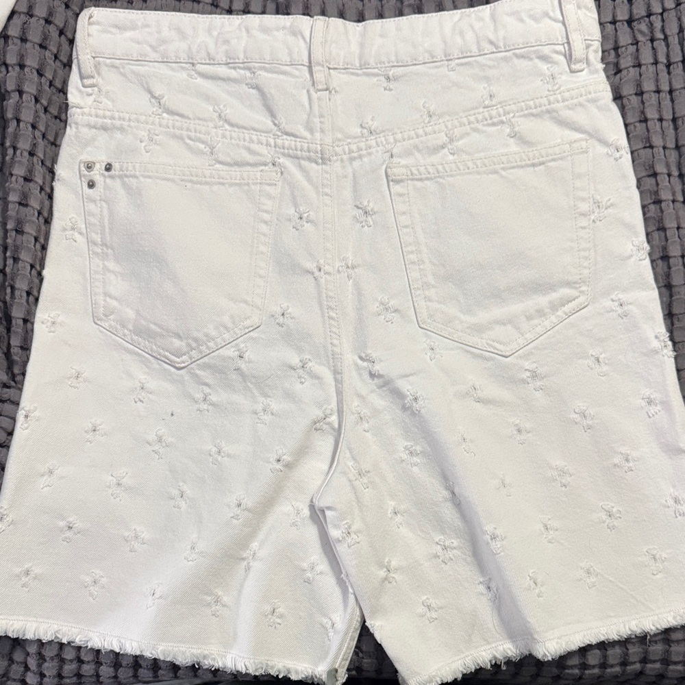 Isabel Marant white distressed shorts - Picture 6 of 12